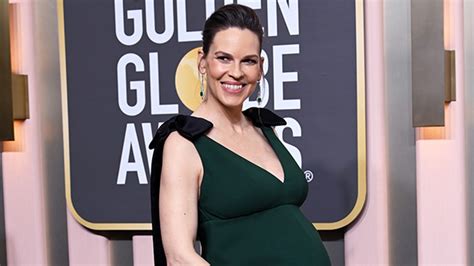 Hilary Swank Poses Nude In Maternity Shoot: Photos